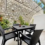 Artur Hotel Himarë