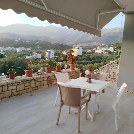 Artur Hotel Himare