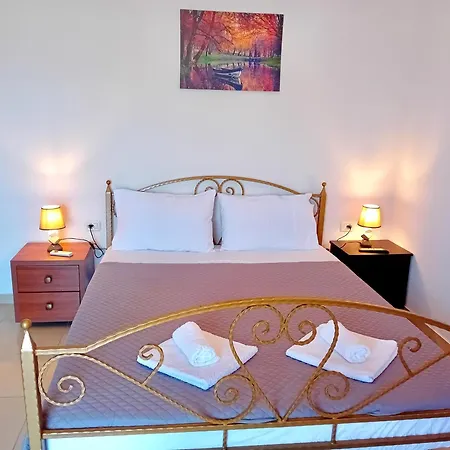 Artur Hotel *
