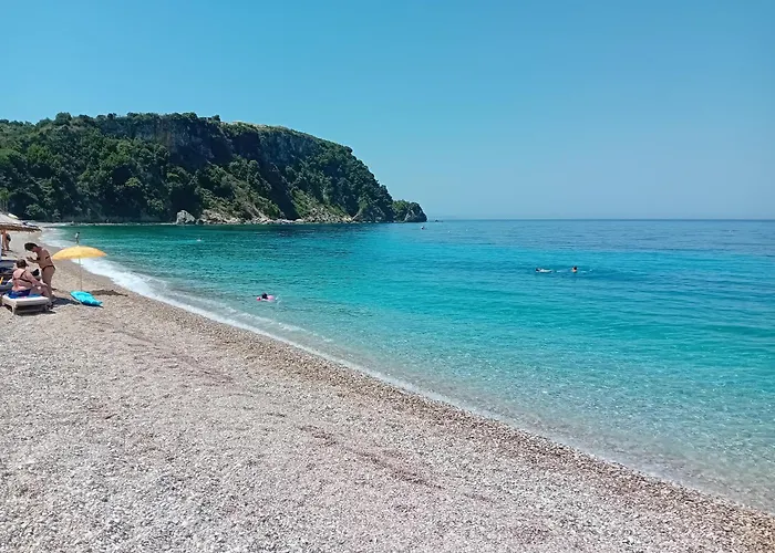 Hotel Artur Himare