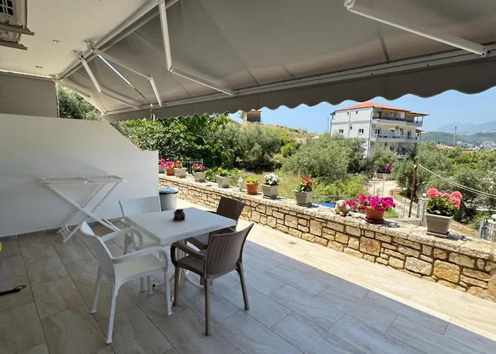 Hotel Artur Himare